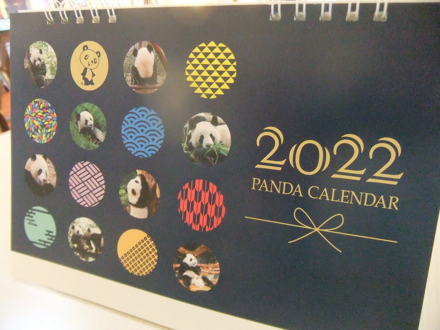 2022卓上カレンダー