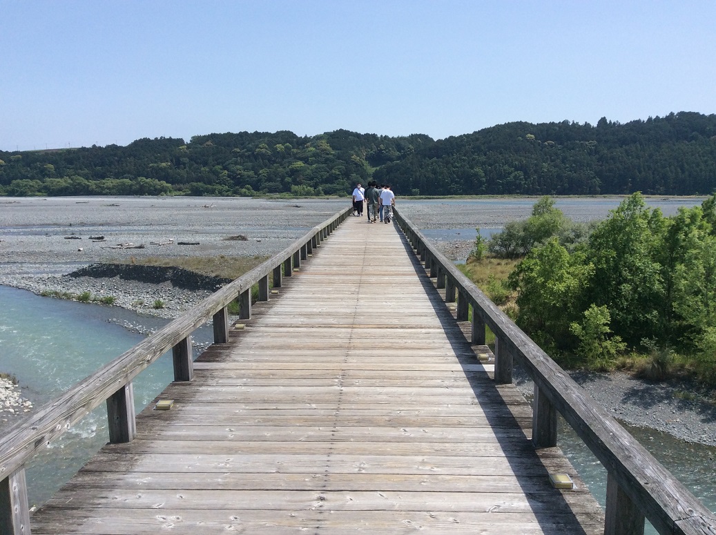 島田市の蓬莱橋