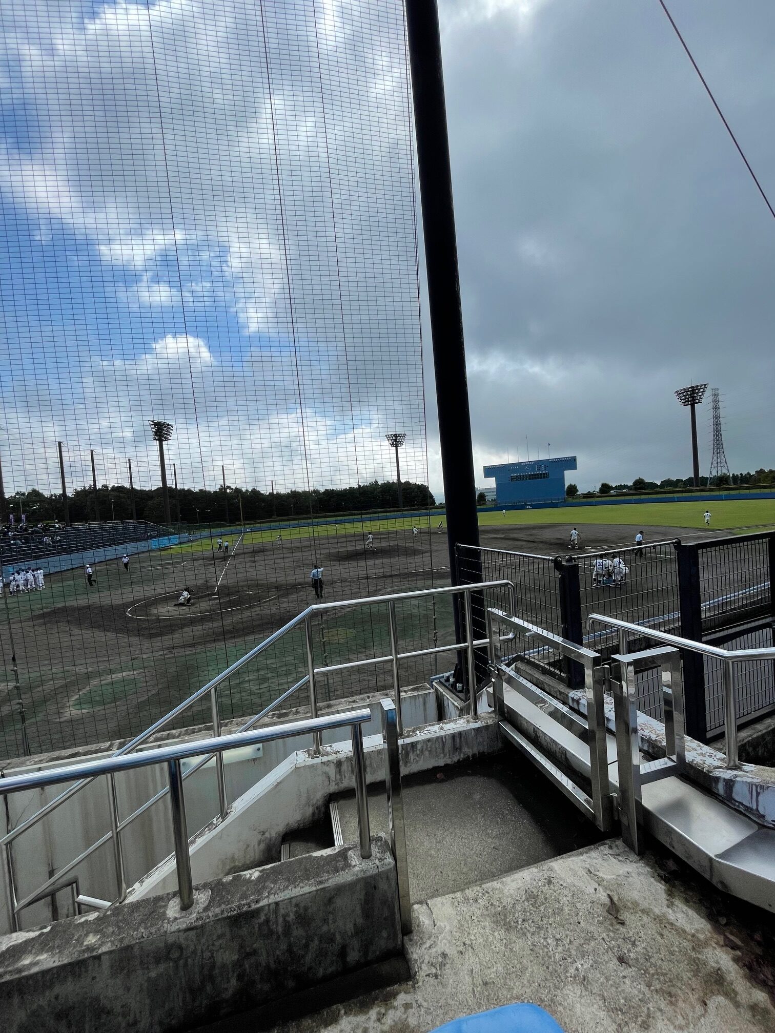 裾野球場で高校野球観戦